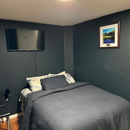 Fidelia Crystal Room, Queen Bed Minutes From Newark Liberty International Airport And Newark Penn Station 欧文顿 外观 照片
